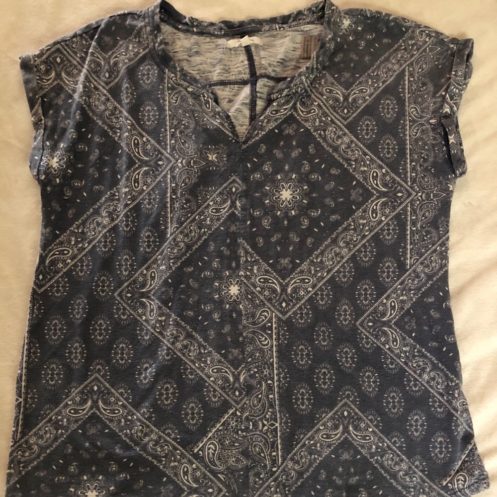Cute “bandana” Maurces top